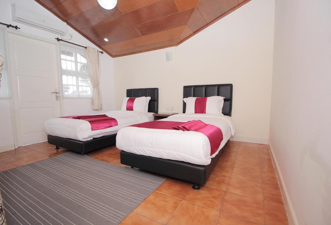 Diyar Villas Puncak Q4/11 Luaran gambar